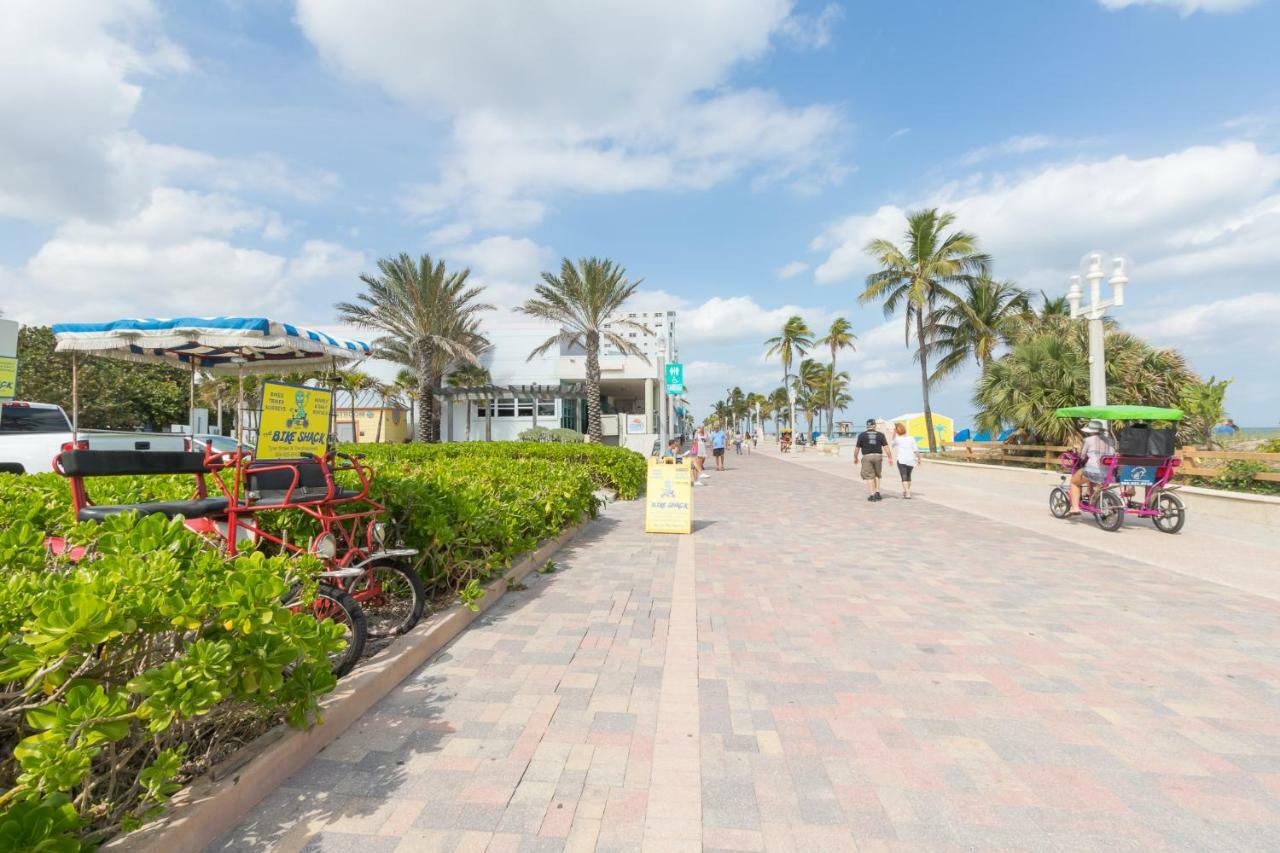 670 Partial Ocean View Hollywood Beach Dania Beach Exterior photo